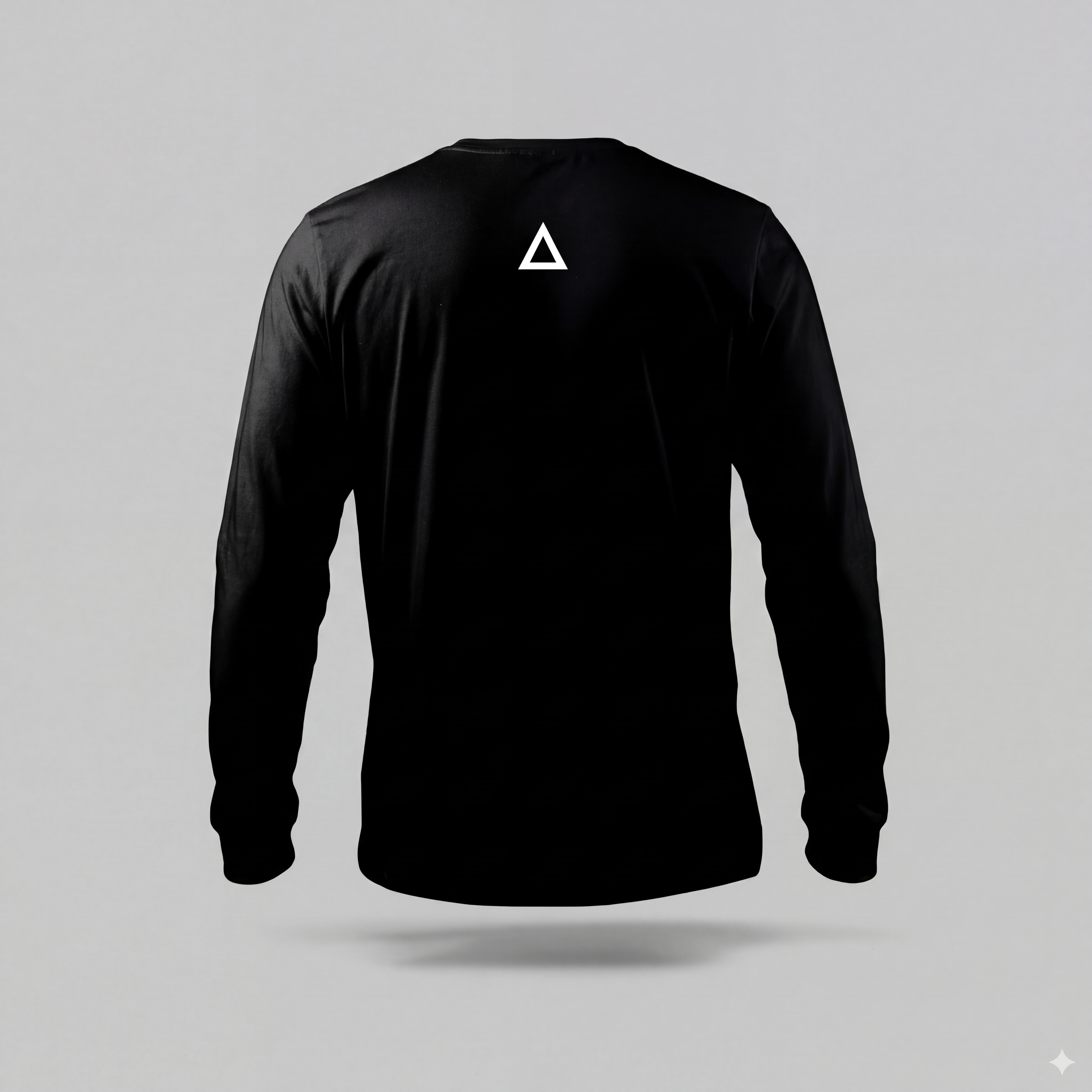 Zamna Club Tee — Core Logo (Manga Larga)-2